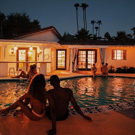 Natural Palm Springs Escape Poolside Plus Downtown Hotel Exterior photo