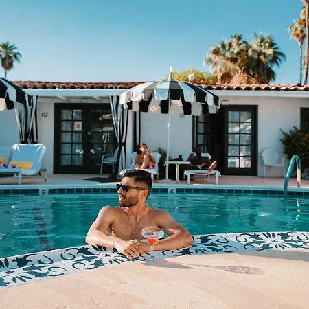 Natural Palm Springs Escape Poolside Plus Downtown Hotel Exterior photo