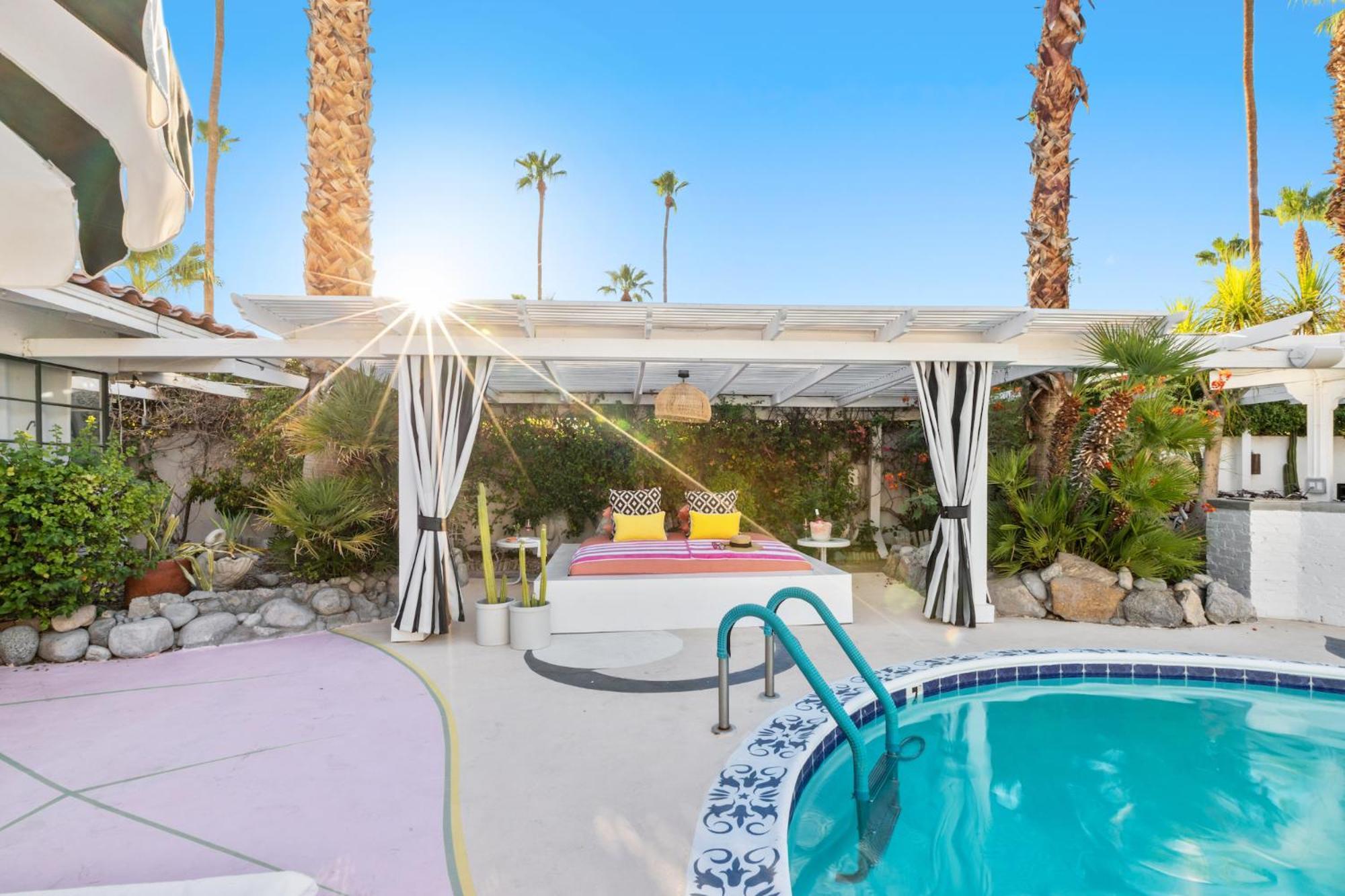 Natural Palm Springs Escape Poolside Plus Downtown Hotel Exterior photo
